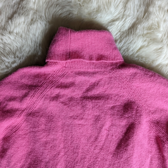 EUC J. Crew Side Slit Supersoft Turtleneck Sweater in Intense Pink - Picture 13 of 16
